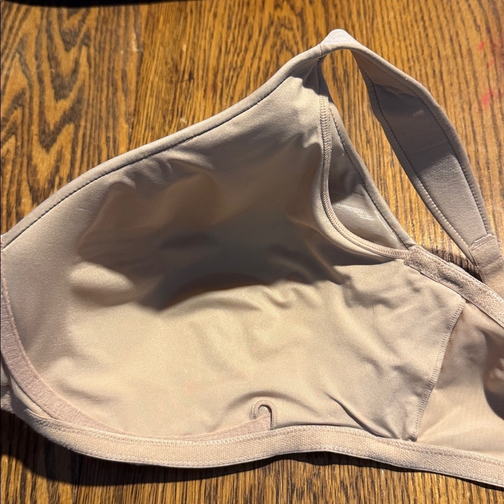 Amoena Lara Comfort mastectomy bra (44D) NWT - Picture 4 of 7